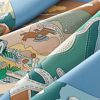 ユーモア溢れるデザイン【HERMES】カレ 90 Bottes Story カレ 90 《ブーツ・ストーリー》 | Hermès - エルメス-公式サイト
